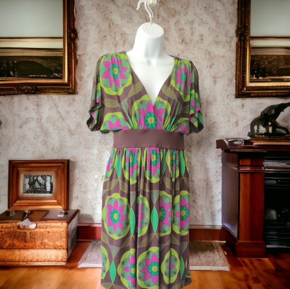 MAGGY LONDON V-Neck Dress - SZ 4 - Picture 1 of 7